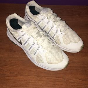 3 Nikes size 7.5 Women’s